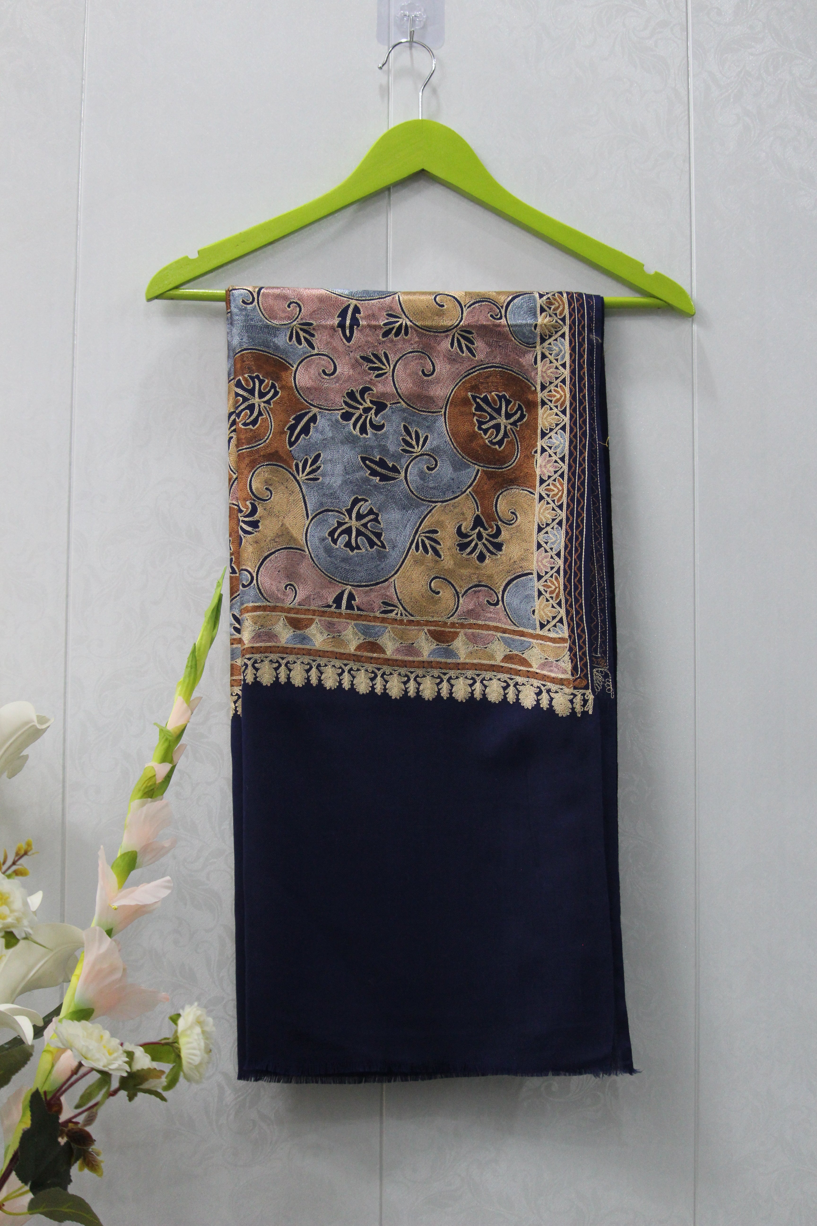 Shām-e-Zarrīn - Pure Kashmiri Pashmina Shawl