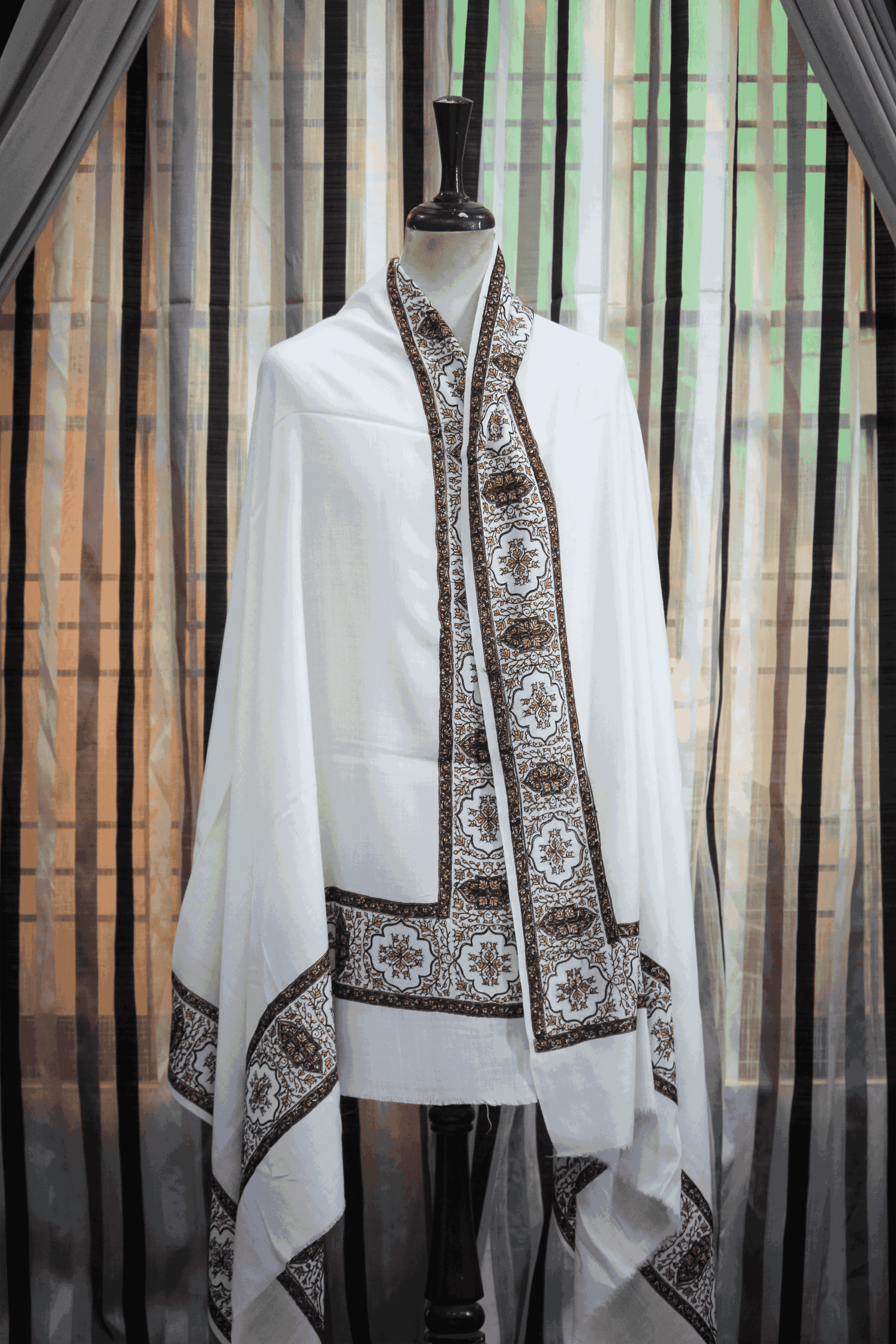 Nirmaan Border Shawl: Crisp Elegance