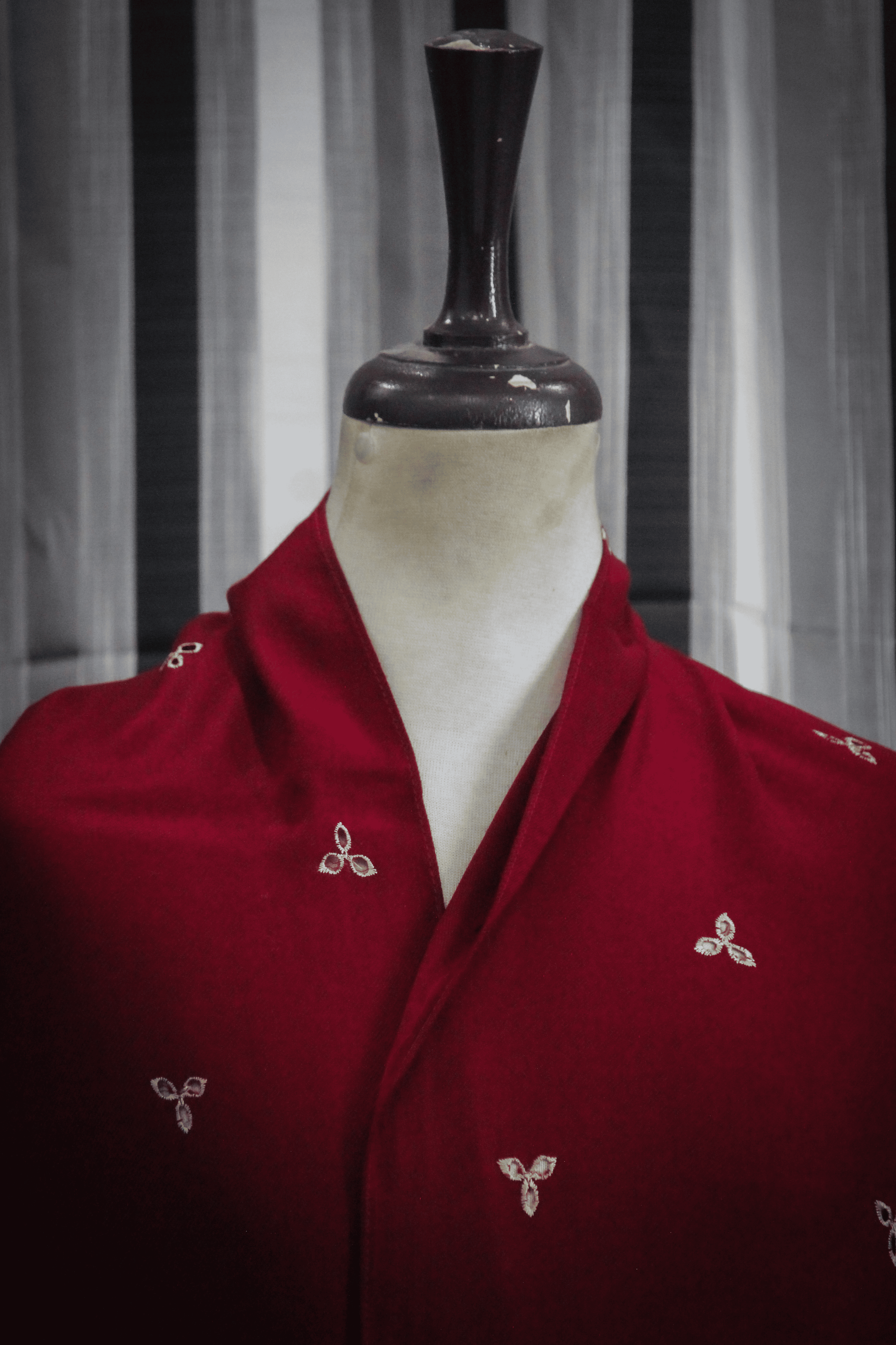 Gulzar-e-Laal Shawl: The Red Garden Tapestry