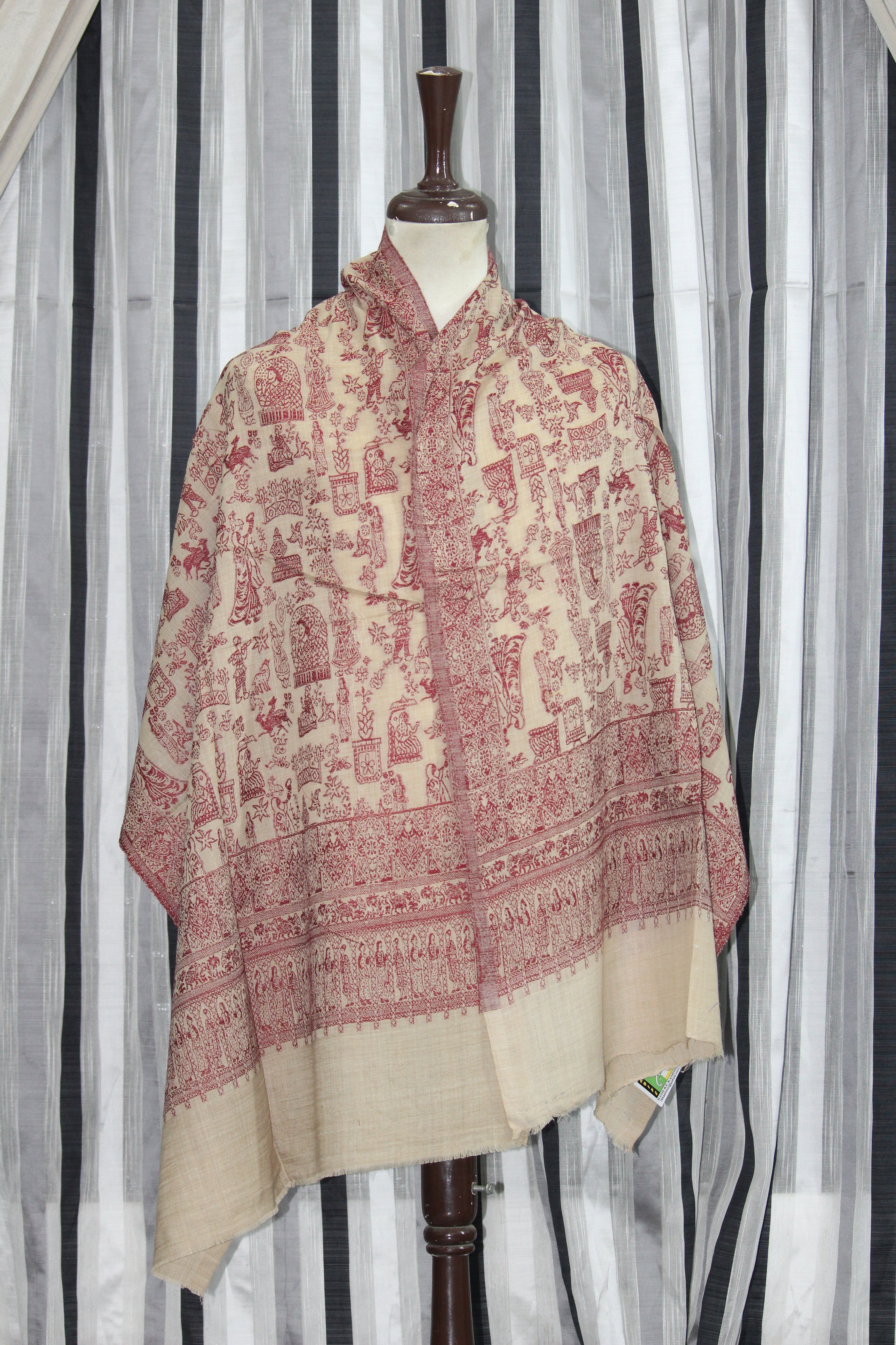 Rawayat Pashmina Scarve | A Narrative Tapestry