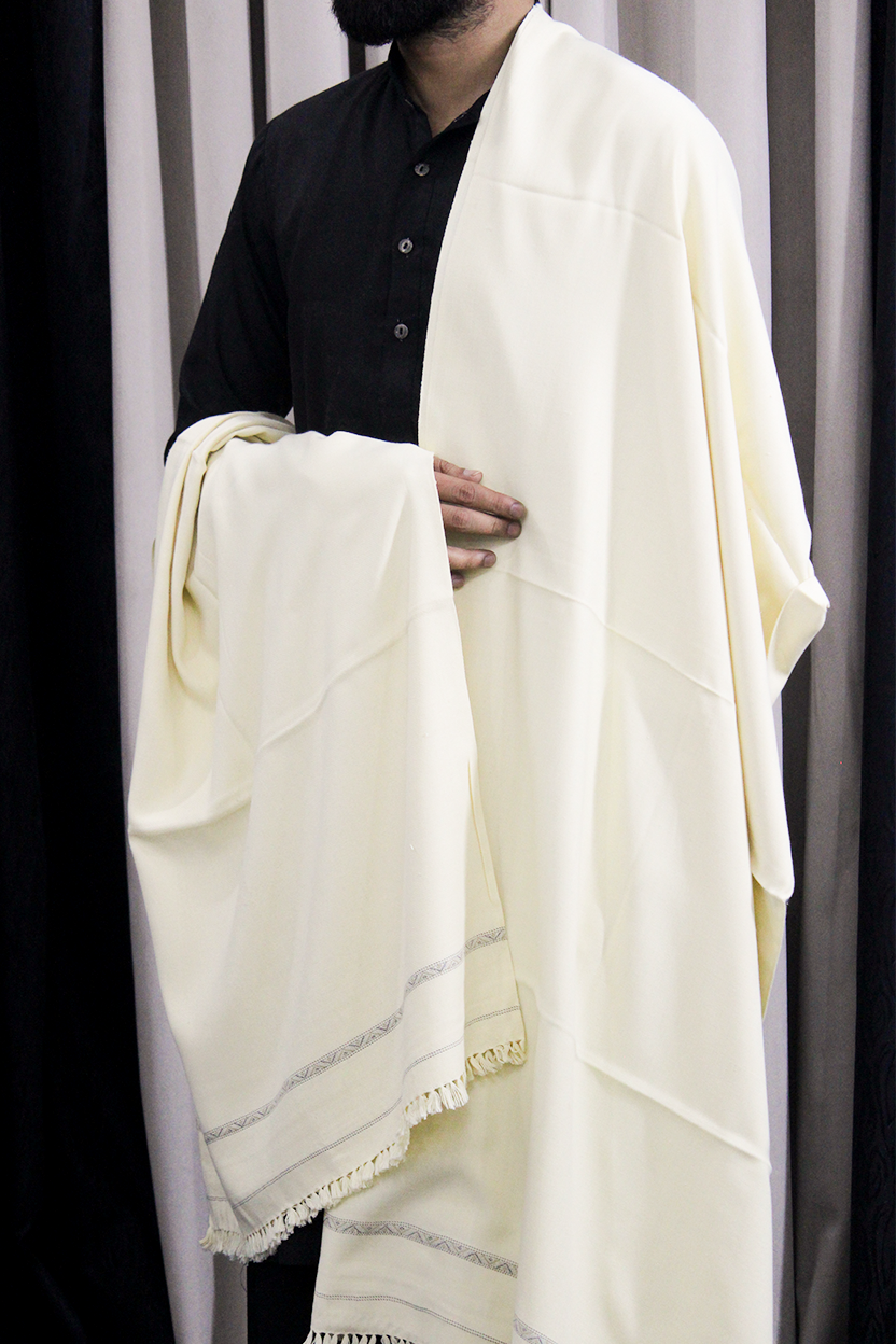Tahārat - Pure Wool Shawl