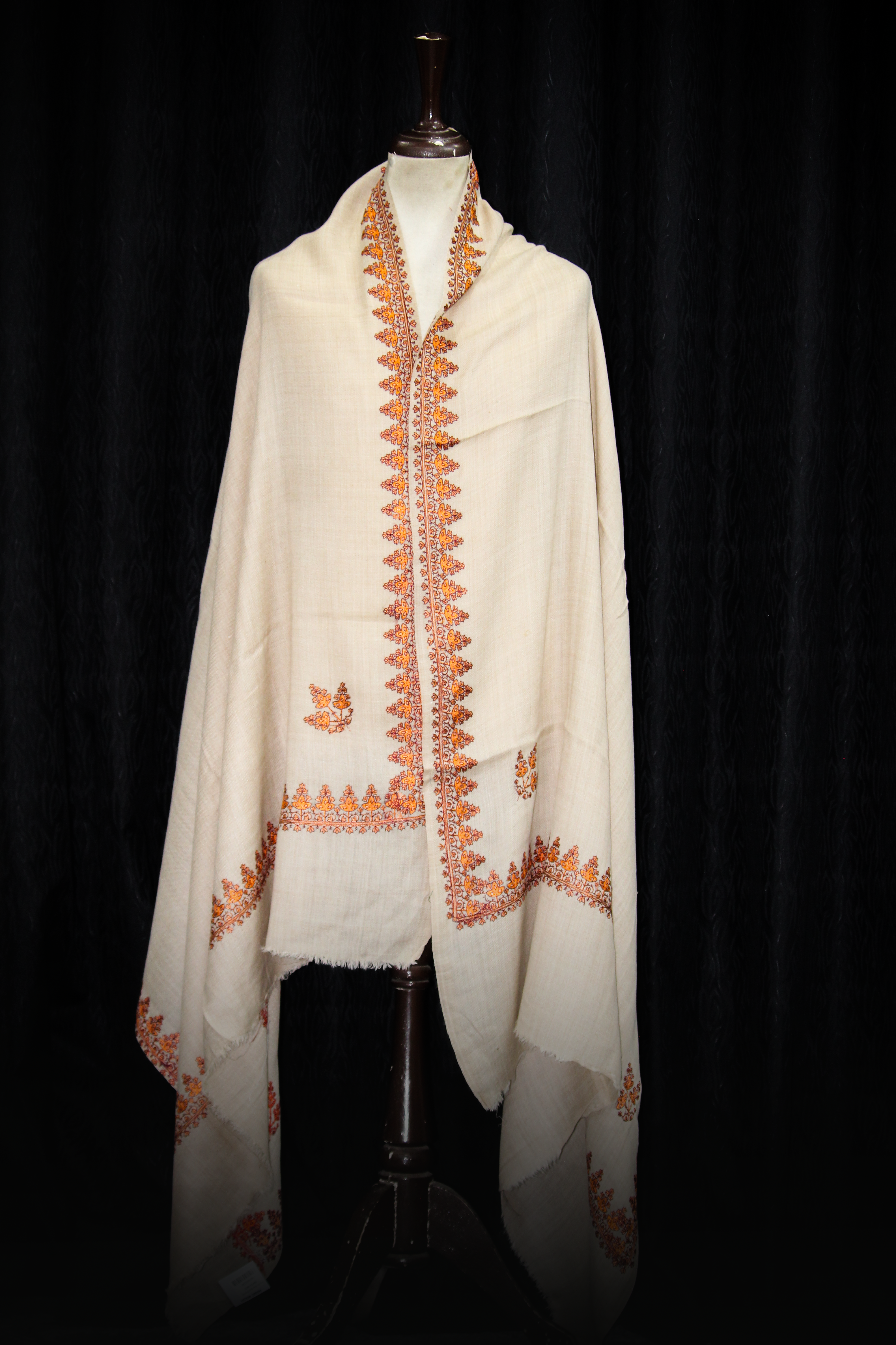 The Kashida Elegance Shawl